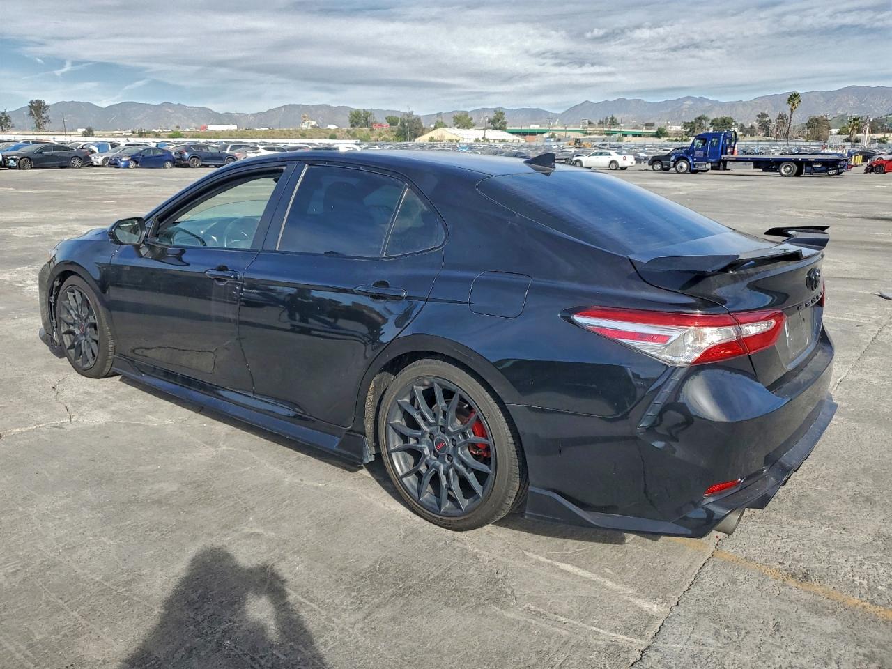 2020 TOYOTA CAMRY TRD photo 2