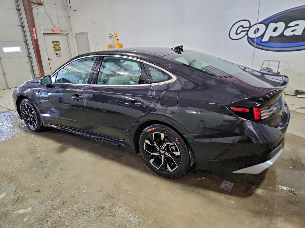 2024 HYUNDAI SONATA SEL photo 2