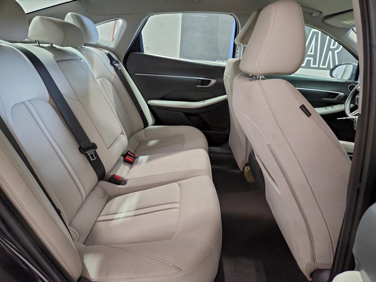 2024 HYUNDAI SONATA SEL photo 10