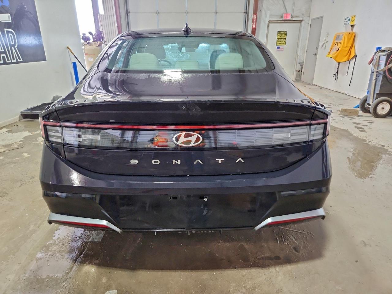2024 HYUNDAI SONATA SEL photo 6