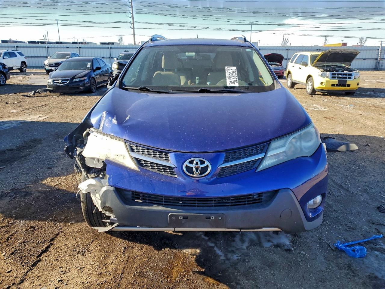 2015 TOYOTA RAV4 XLE photo 5