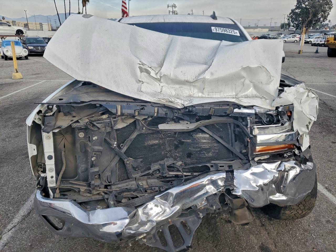 2017 CHEVROLET SILVERADO C1500 LT photo 5