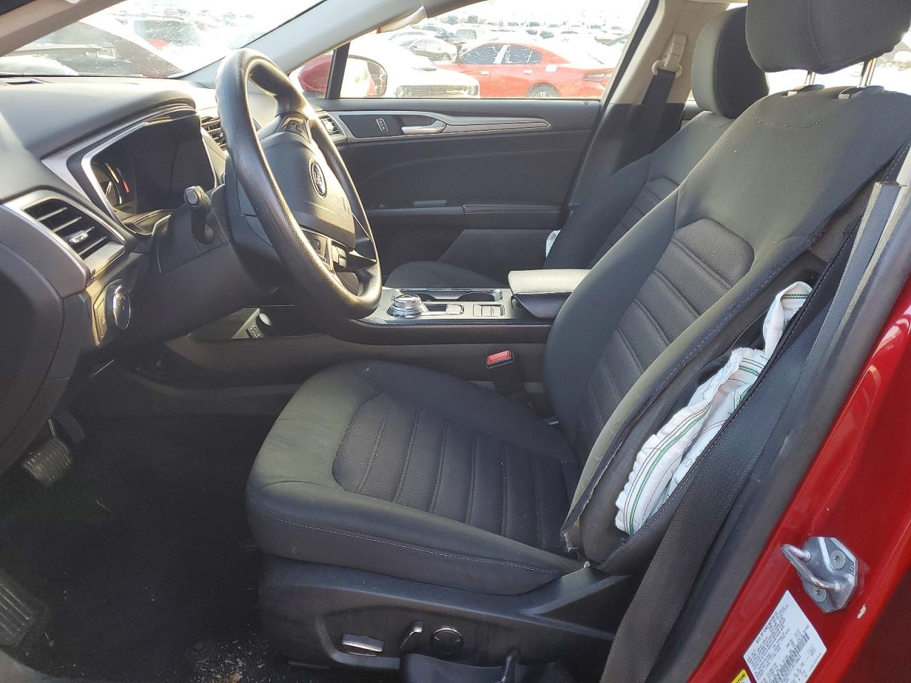 2020 FORD FUSION SE photo 13