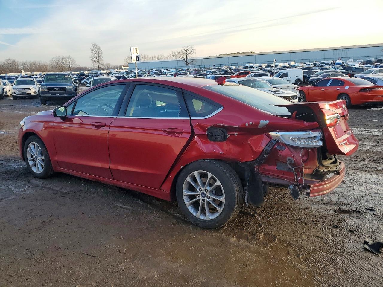 2020 FORD FUSION SE photo 3