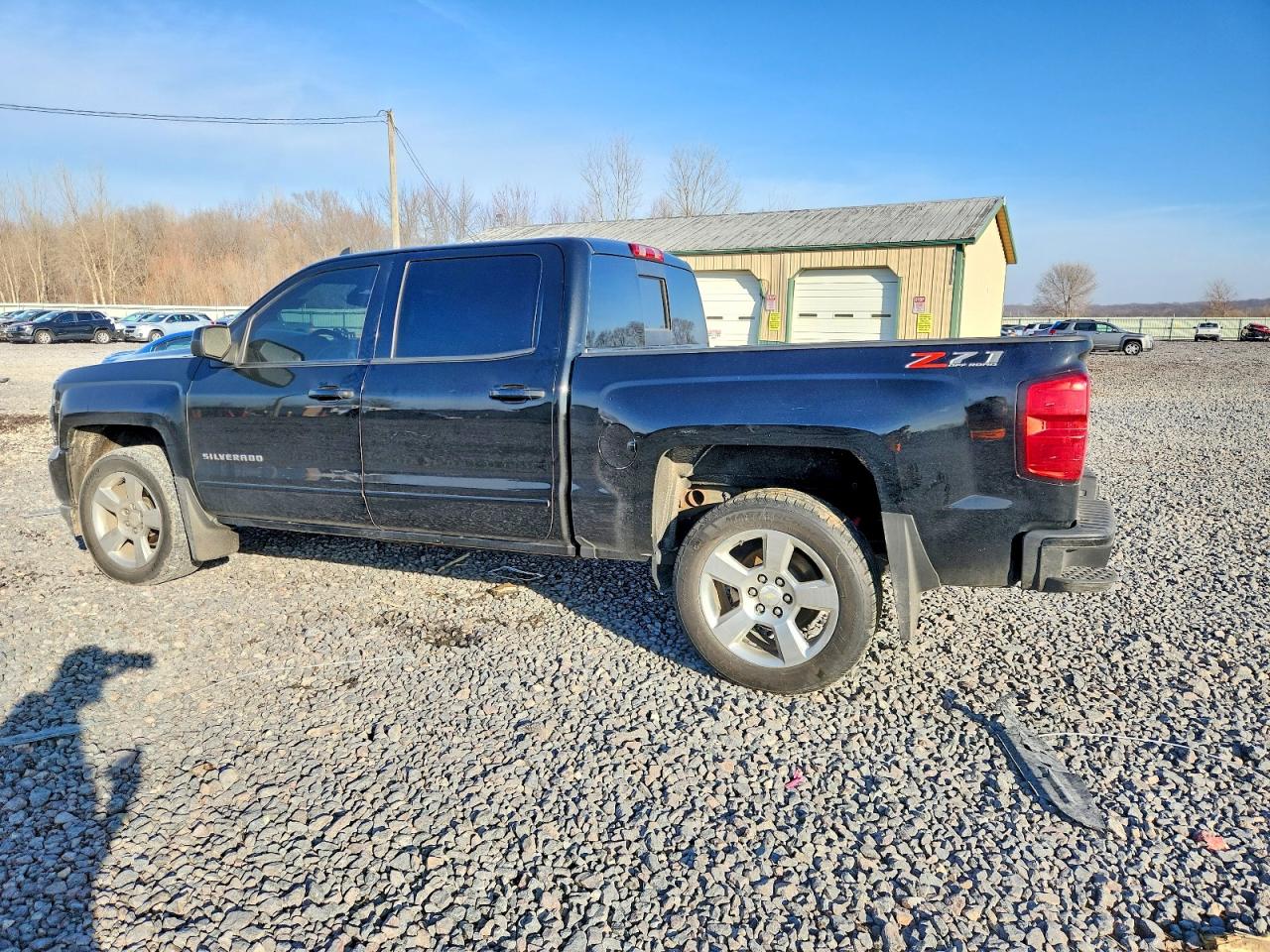2018 CHEVROLET SILVERADO K1500 LT photo 3