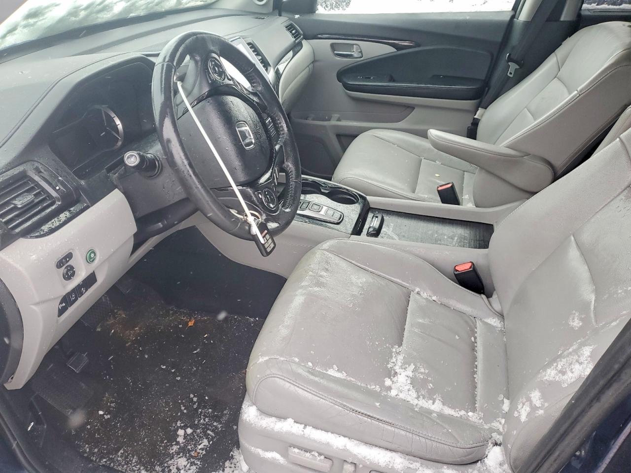 2016 HONDA PILOT TOURING photo 7