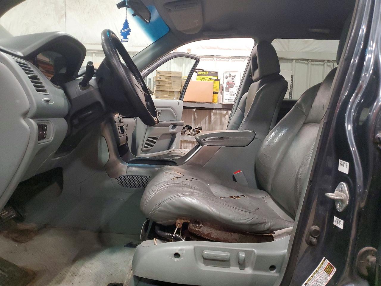 2004 HONDA PILOT EXL photo 7