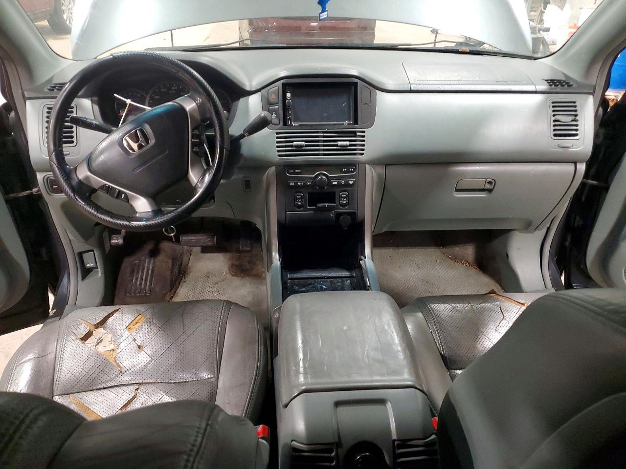 2004 HONDA PILOT EXL photo 8