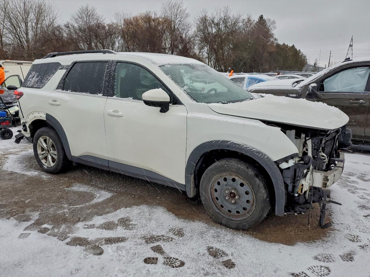 2023 NISSAN PATHFINDER SV photo 7