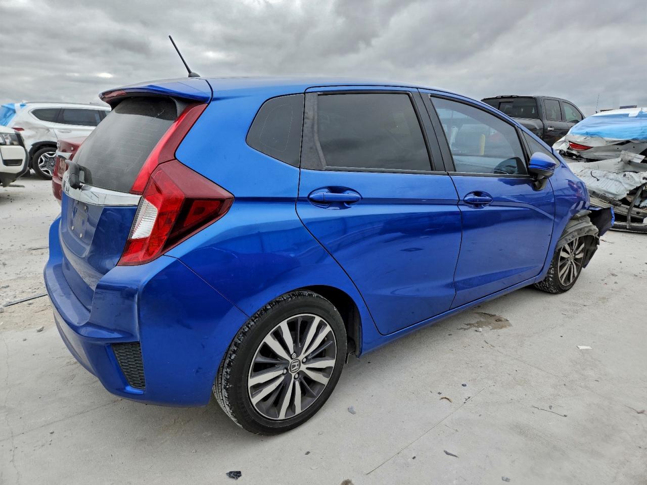 2016 HONDA FIT EX photo 3