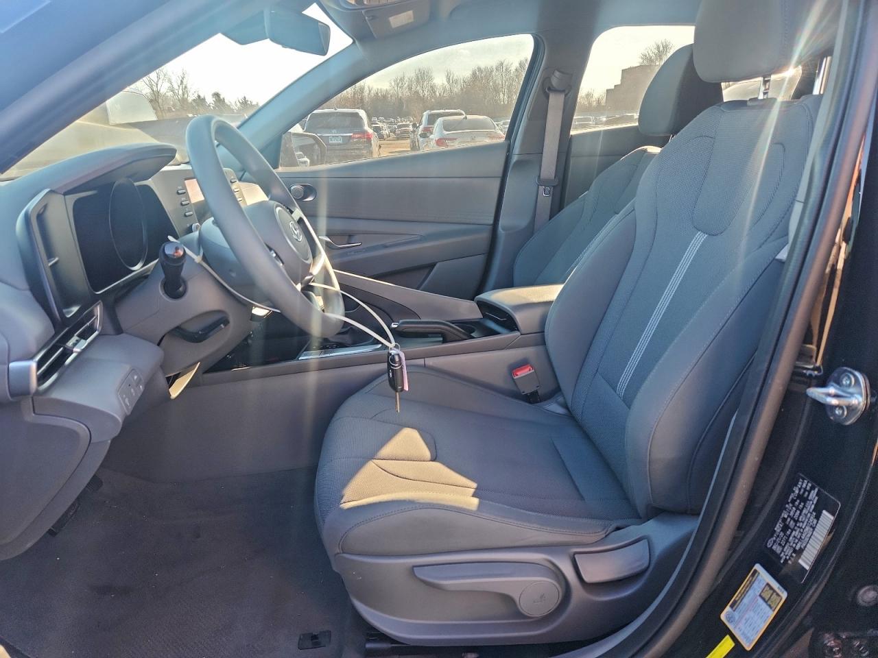 2021 HYUNDAI ELANTRA SE photo 7
