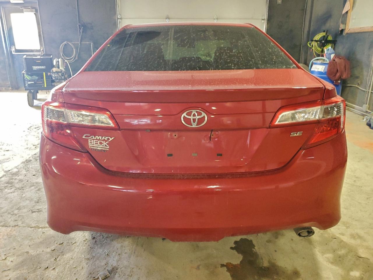 2014 TOYOTA CAMRY L photo 6