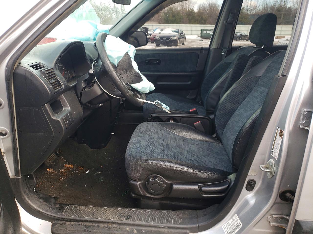 2004 HONDA CR-V LX photo 7
