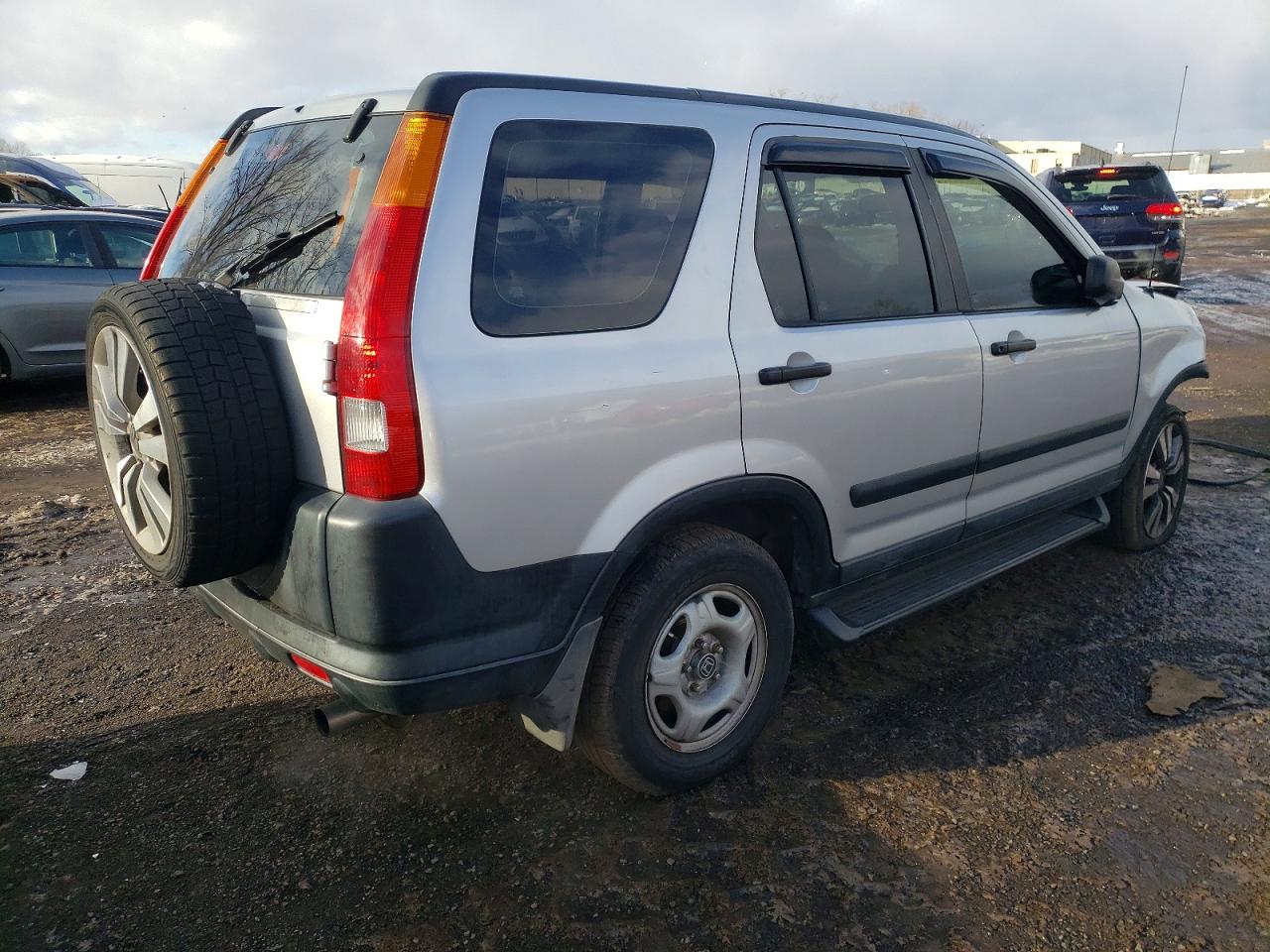2004 HONDA CR-V LX photo 3