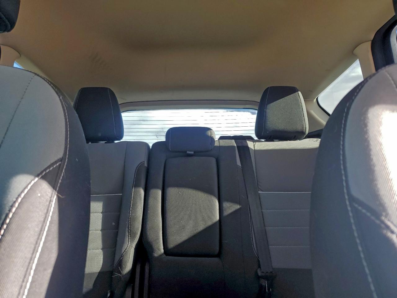 2015 FORD ESCAPE SE photo 10