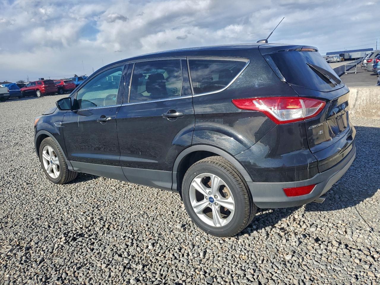 2015 FORD ESCAPE SE photo 2