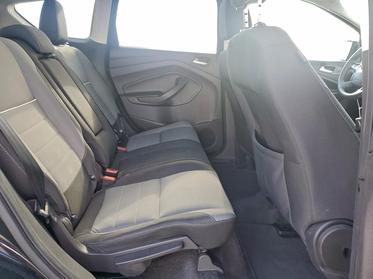 2015 FORD ESCAPE SE photo 11