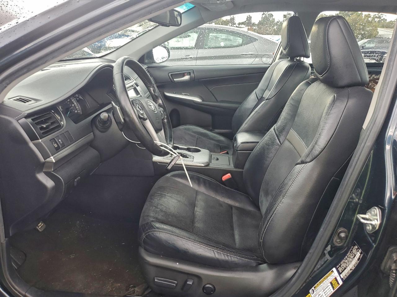 2014 TOYOTA CAMRY L photo 7