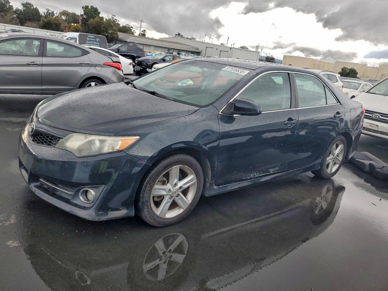 2014 TOYOTA CAMRY