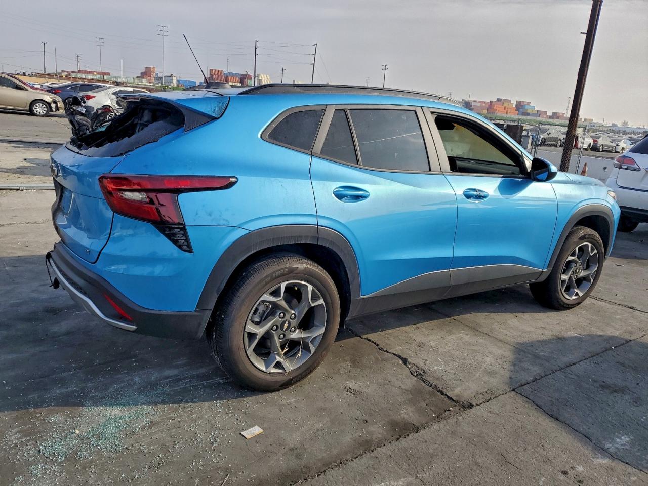 2025 CHEVROLET TRAX 1LT photo 3