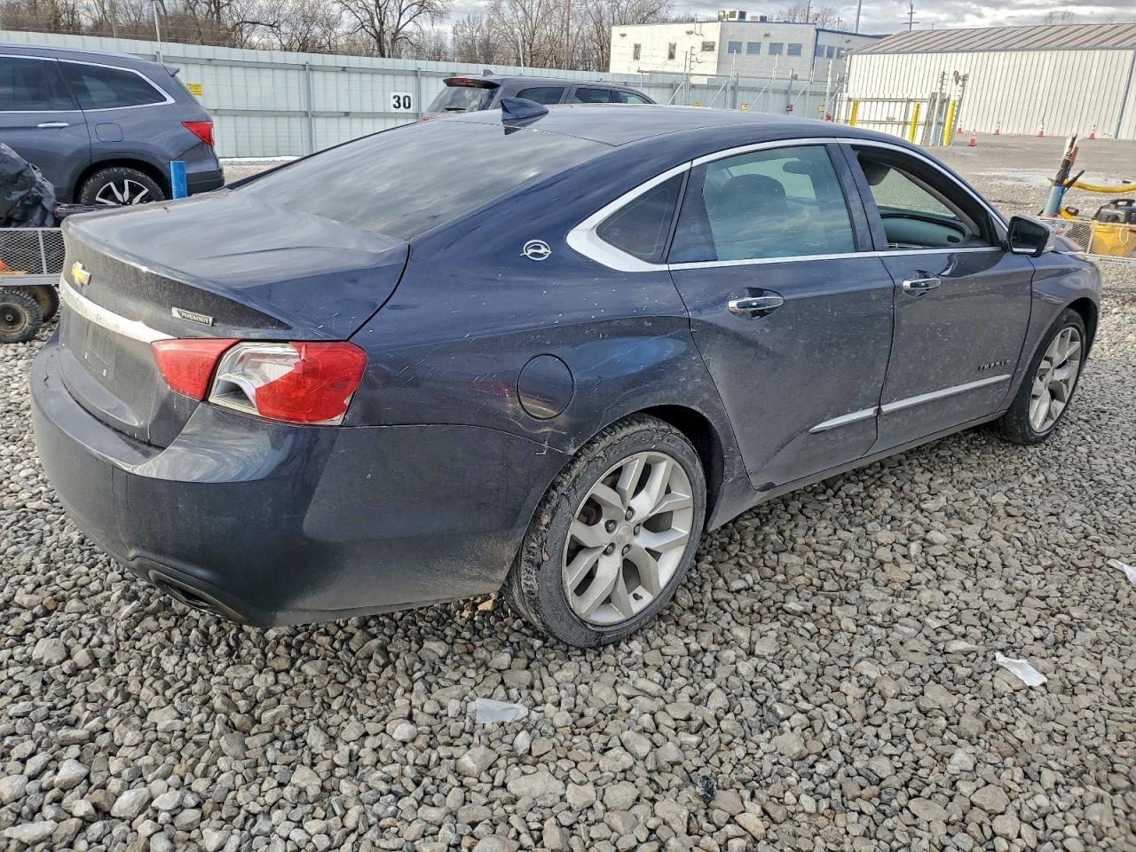 2018 CHEVROLET IMPALA PREMIER photo 3