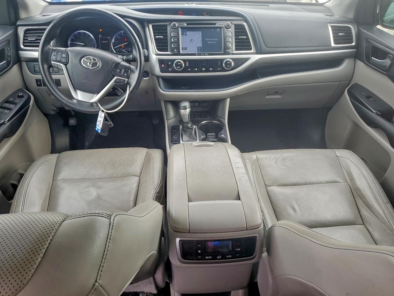 2018 TOYOTA HIGHLANDER LIMITED photo 8