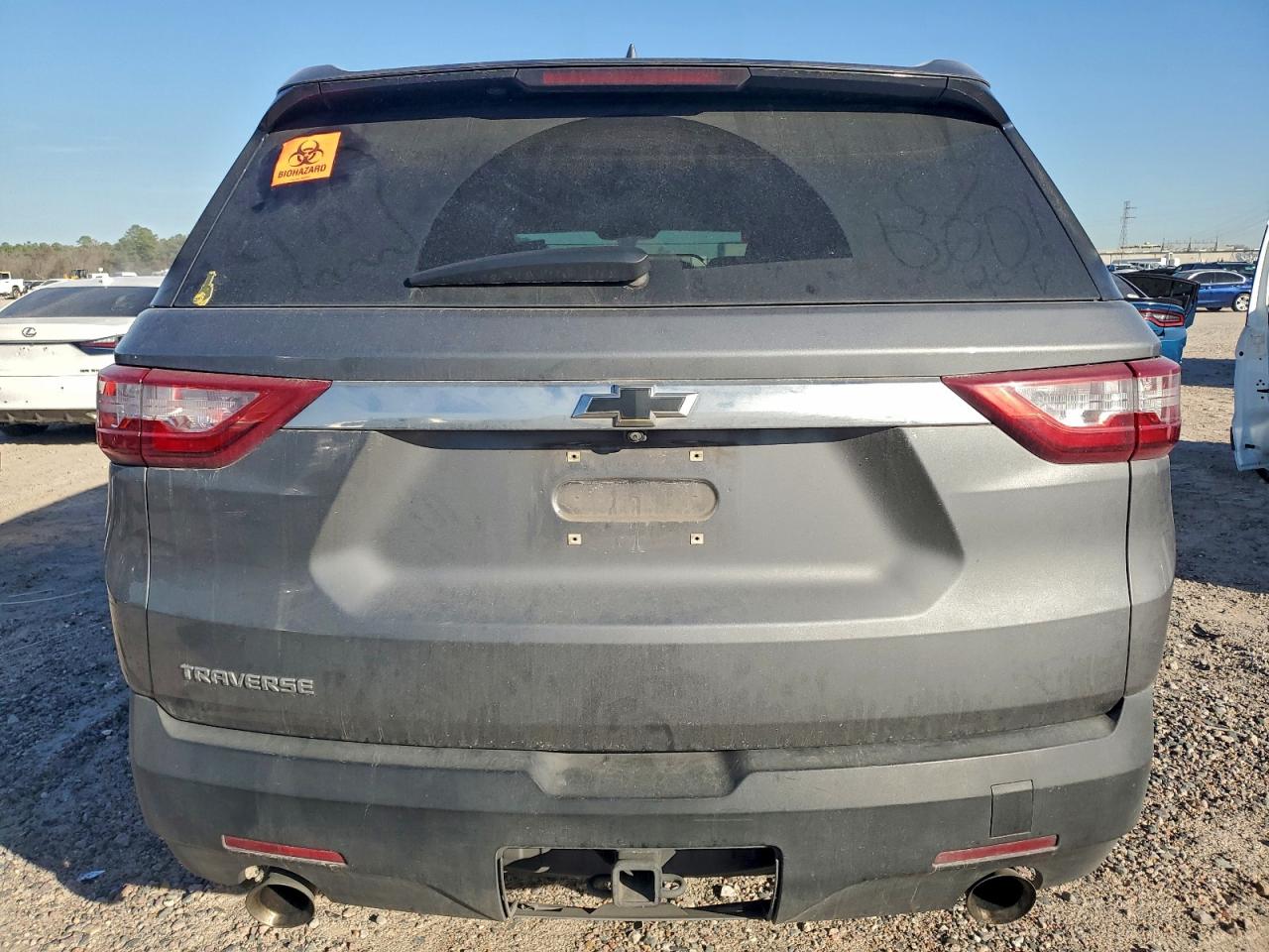 2020 CHEVROLET TRAVERSE LS photo 6