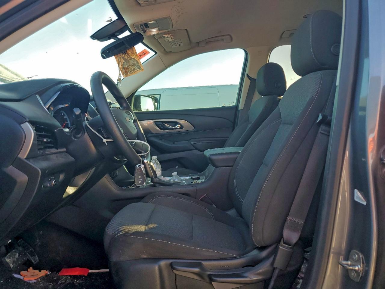 2020 CHEVROLET TRAVERSE LS photo 7