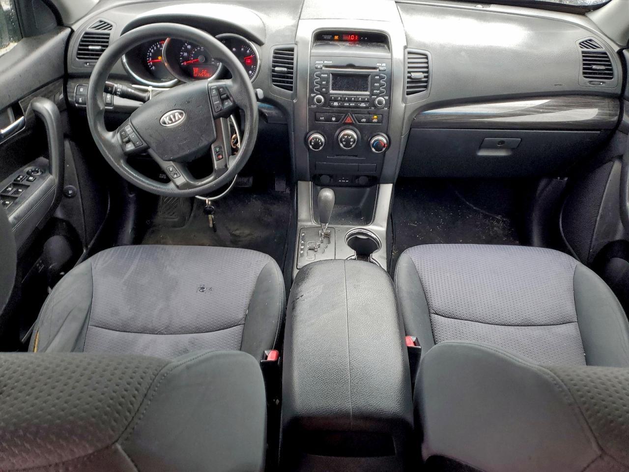 2013 KIA SORENTO LX photo 8