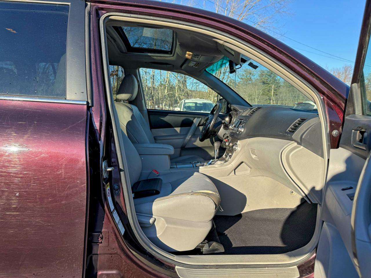 2011 TOYOTA HIGHLANDER BASE photo 5