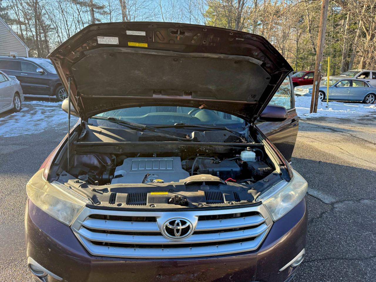 2011 TOYOTA HIGHLANDER BASE photo 11