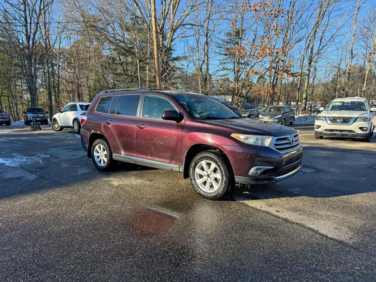 2011 TOYOTA HIGHLANDER