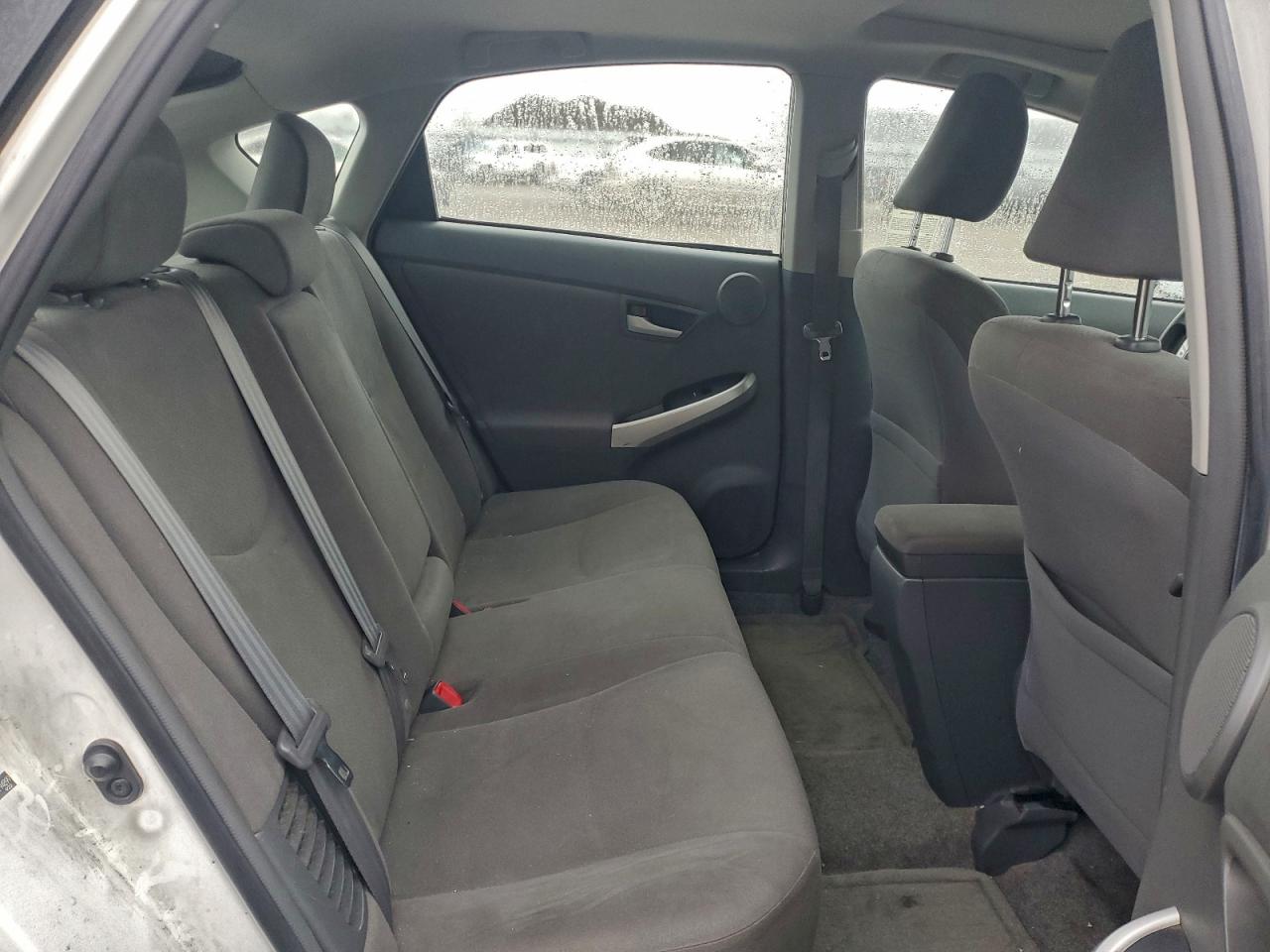 2011 TOYOTA PRIUS photo 10