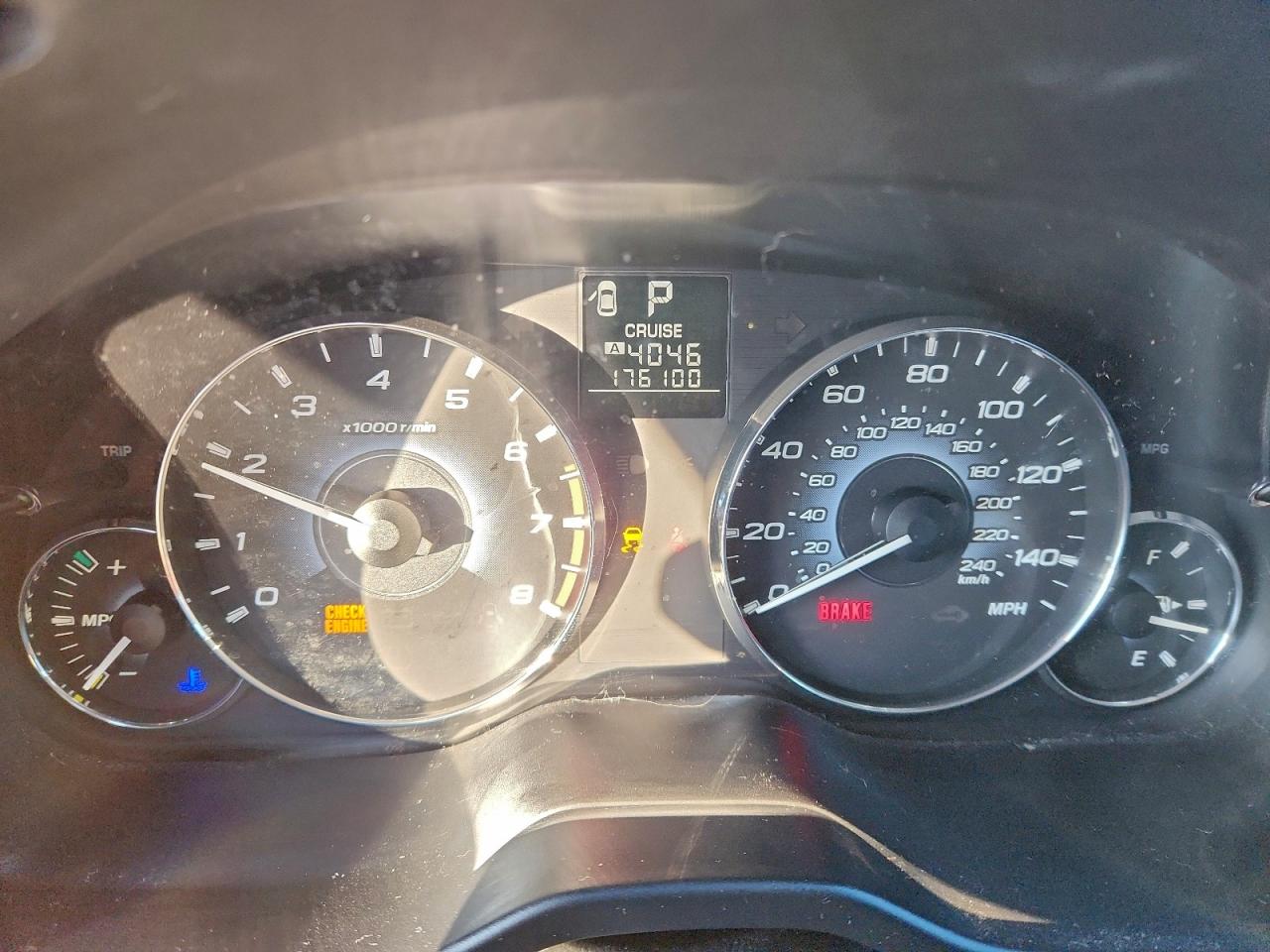2010 SUBARU OUTBACK 2.5I LIMITED photo 9