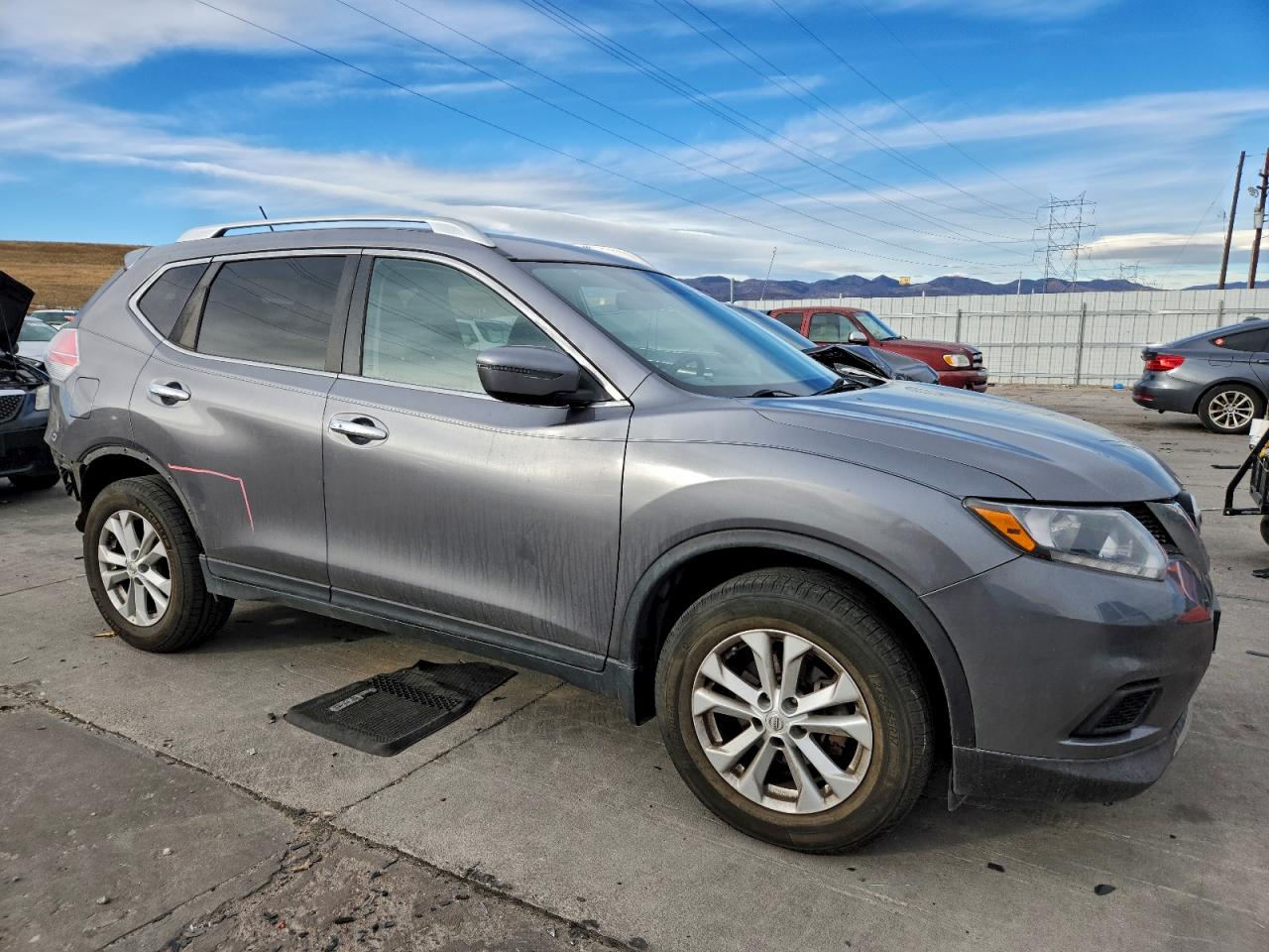 2016 NISSAN ROGUE S photo 4
