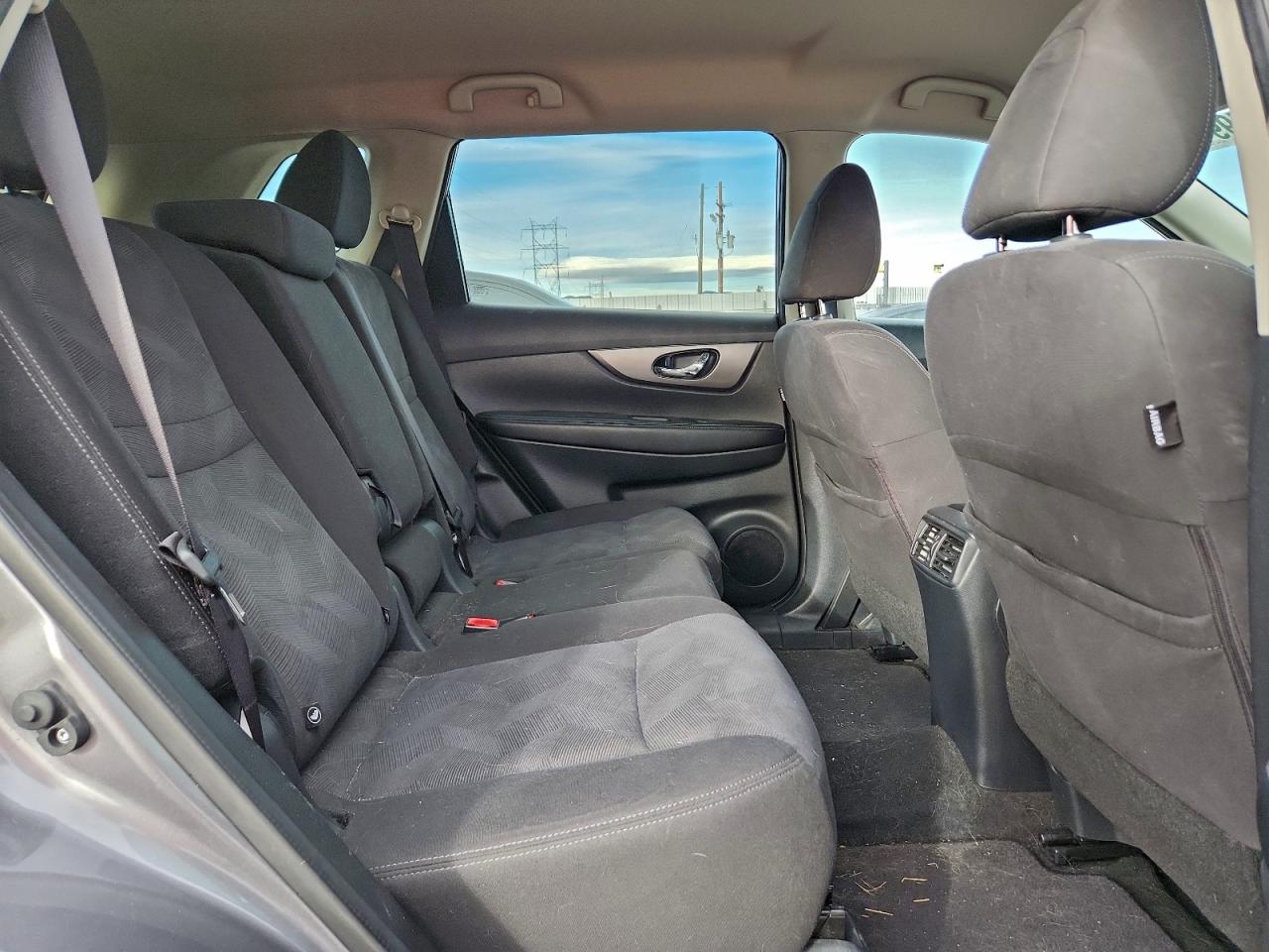 2016 NISSAN ROGUE S photo 11
