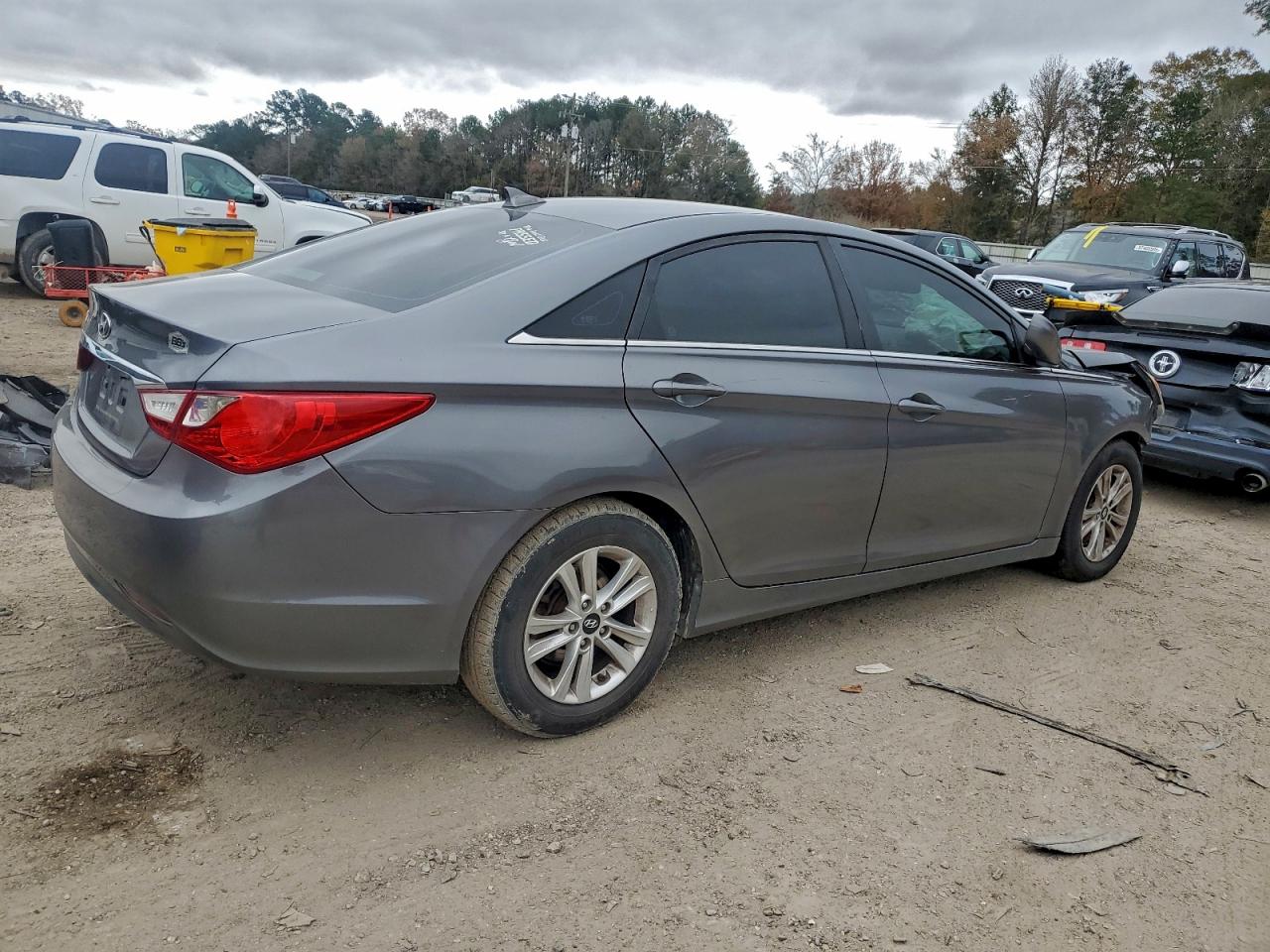 2013 HYUNDAI SONATA GLS photo 3