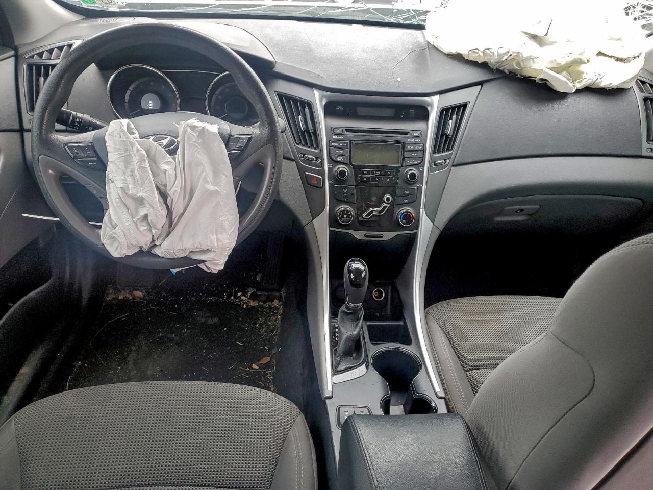 2013 HYUNDAI SONATA GLS photo 8