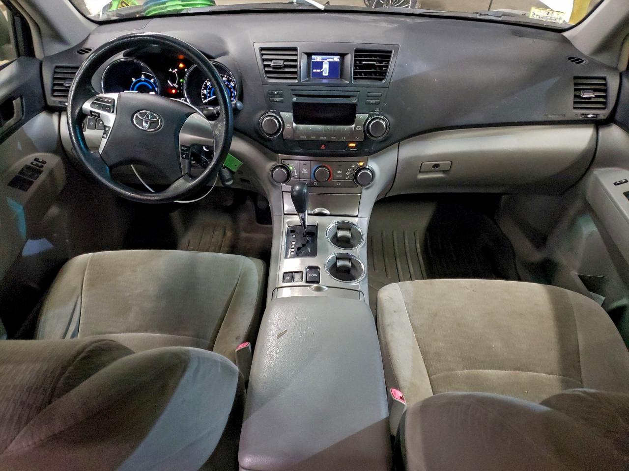 2011 TOYOTA HIGHLANDER HYBRID photo 8