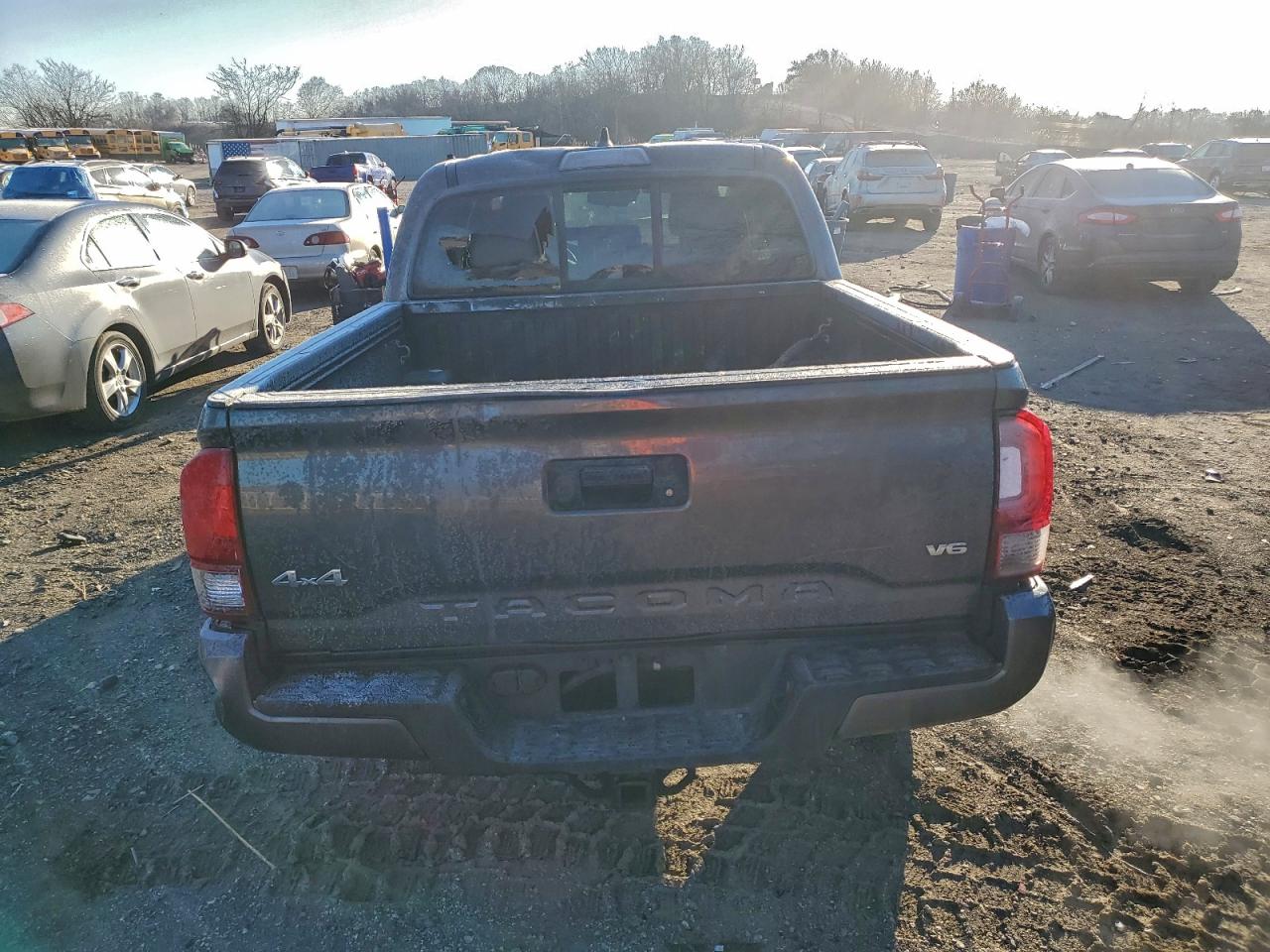 2022 TOYOTA TACOMA DOUBLE CAB photo 6