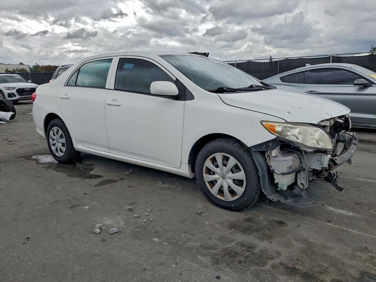 2010 TOYOTA COROLLA BASE photo 4