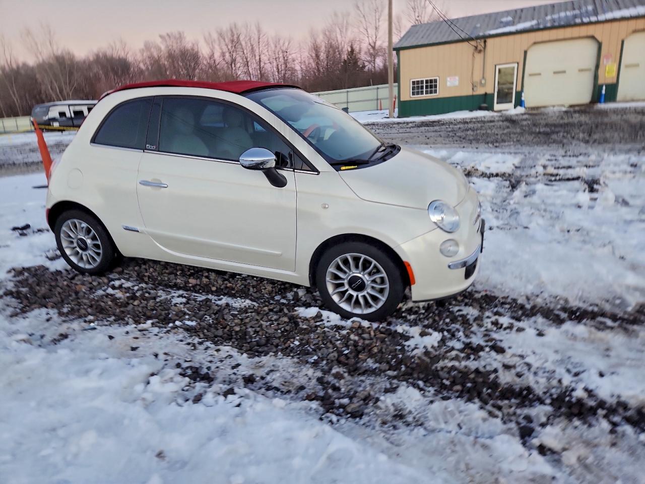 2012 FIAT 500 LOUNGE photo 4
