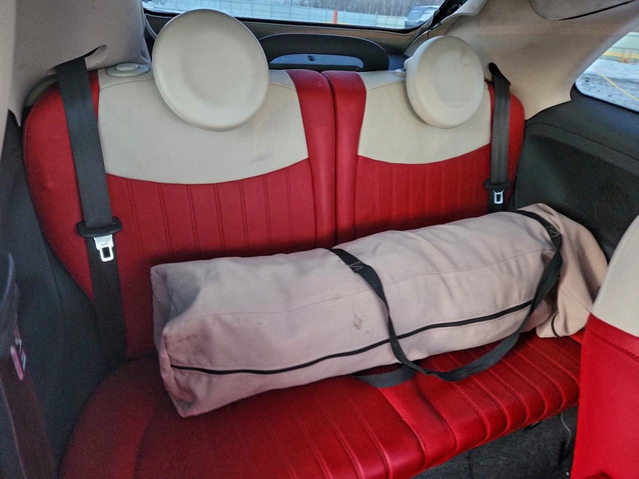 2012 FIAT 500 LOUNGE photo 10
