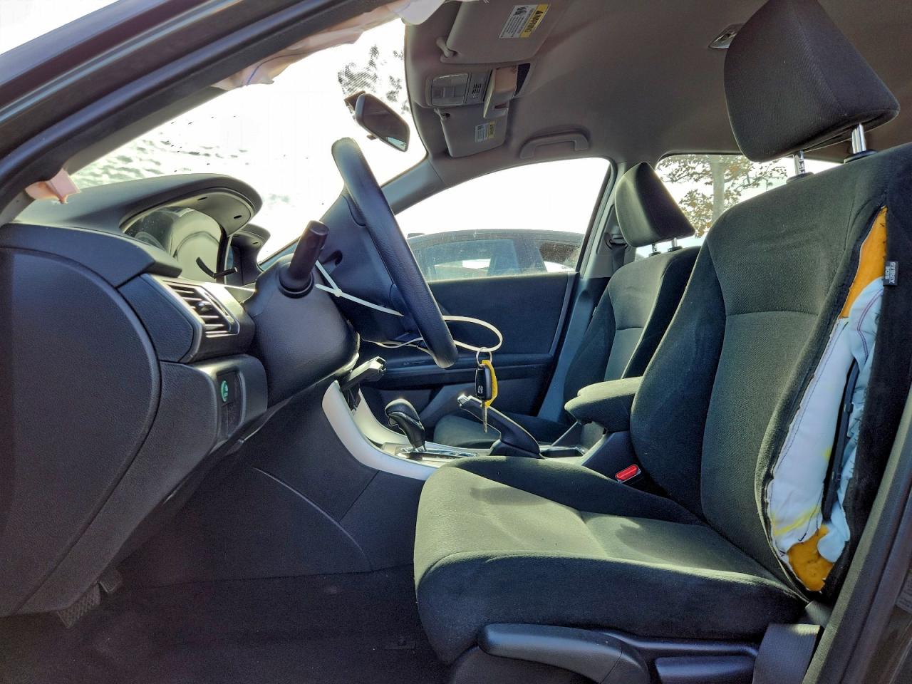 2013 HONDA ACCORD LX photo 7