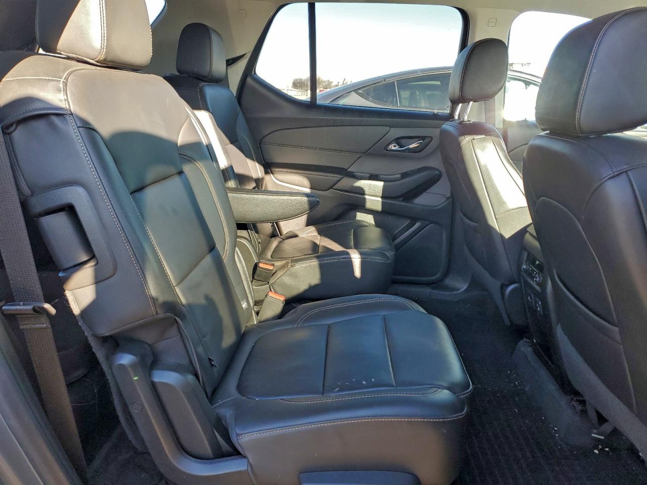 2020 CHEVROLET TRAVERSE LT photo 11