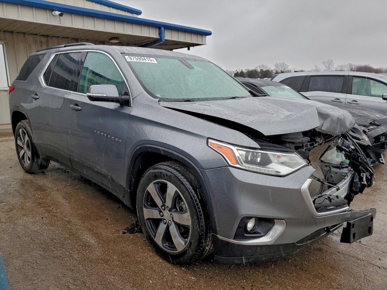 2020 CHEVROLET TRAVERSE LT photo 4