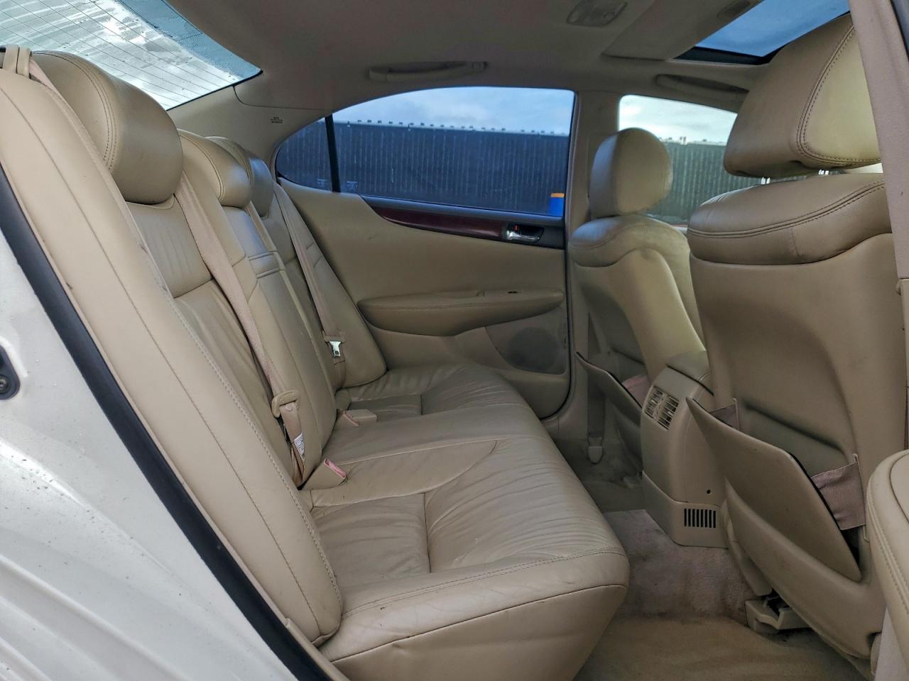 2003 LEXUS ES 300 photo 10