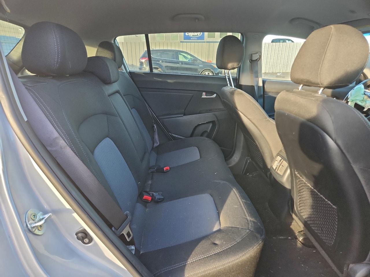 2016 KIA SPORTAGE LX photo 21