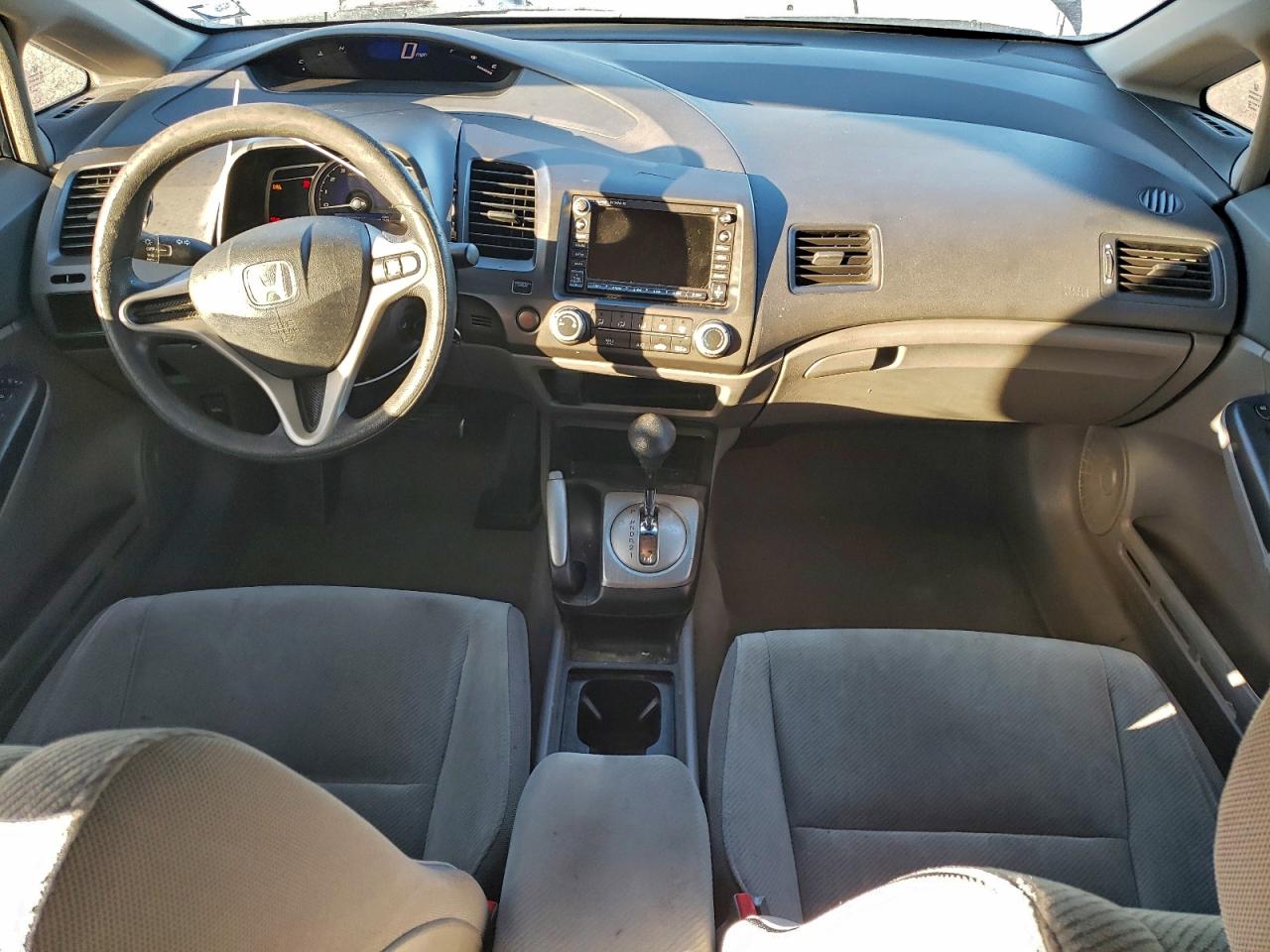 2010 HONDA CIVIC LX photo 8