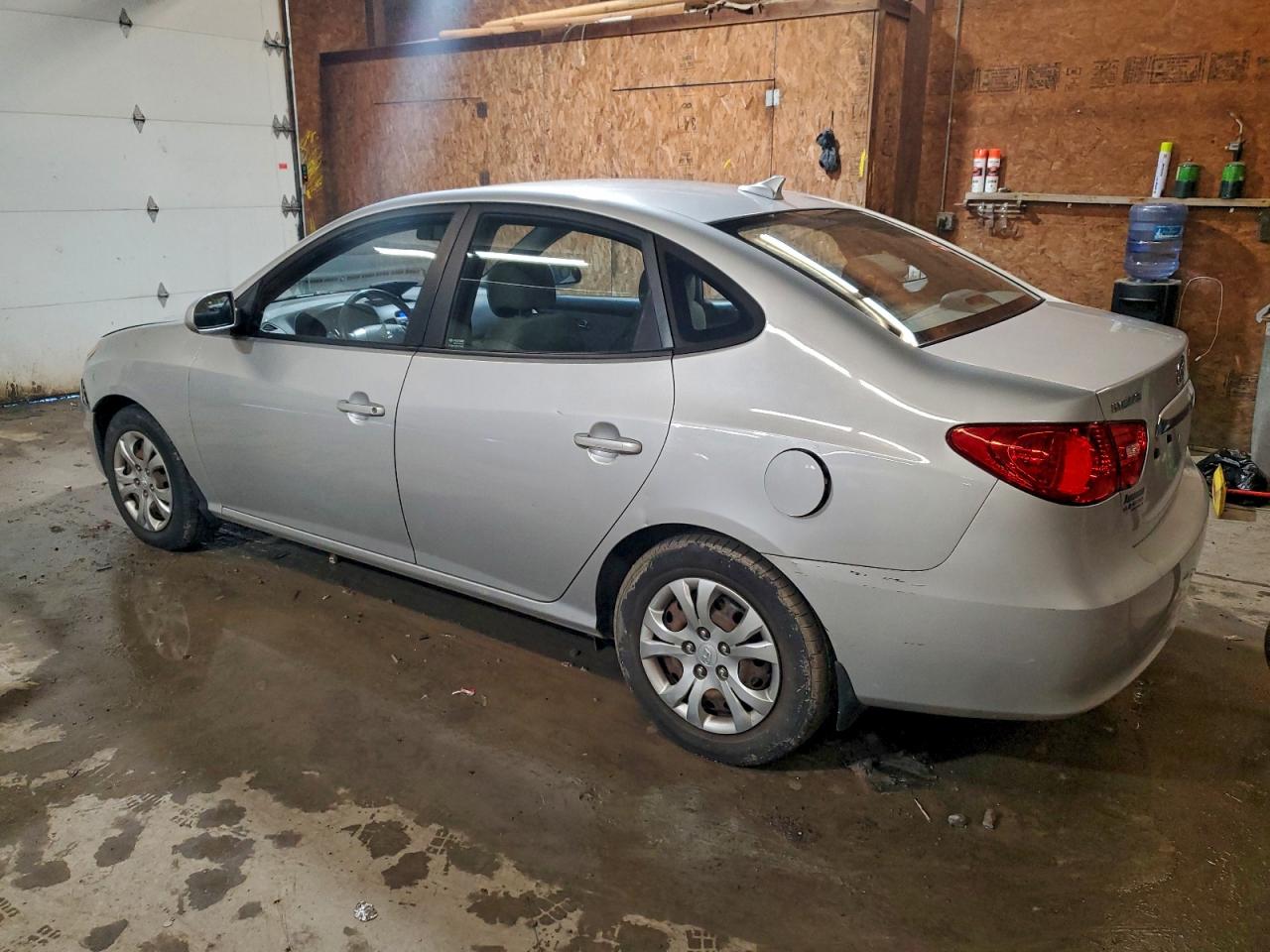 2010 HYUNDAI ELANTRA BLUE photo 2